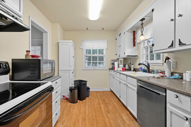 402 W Vine Street, Junction City, KS 66441