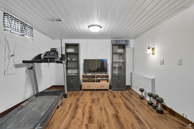 402 W Vine Street, Junction City, KS 66441