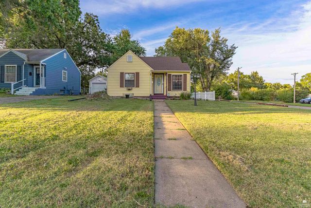 402 W Vine Street, Junction City, KS 66441
