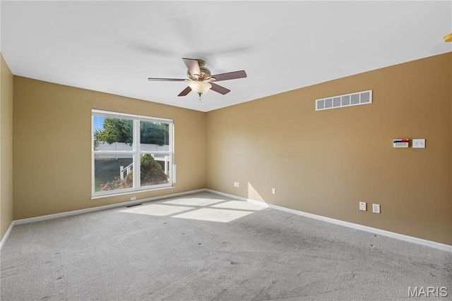 16 Hunting Manor Drive, St Charles, MO 63303