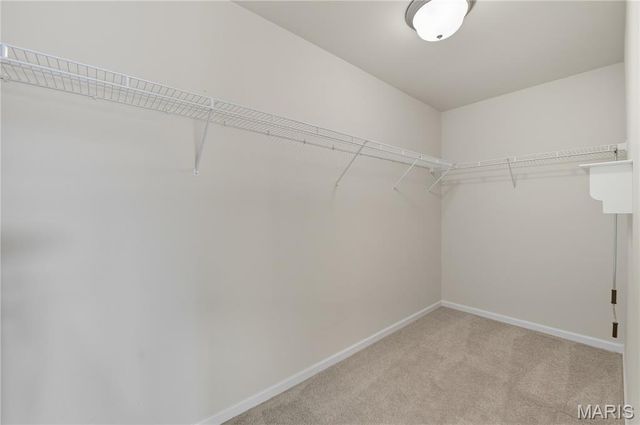 16 Hunting Manor Drive, St Charles, MO 63303