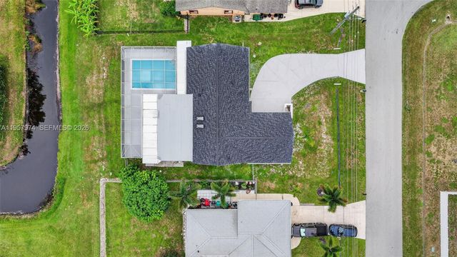 2221 SE Sidonia St, Port St. Lucie, FL 34952