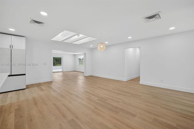 2221 SE Sidonia St, Port St. Lucie, FL 34952