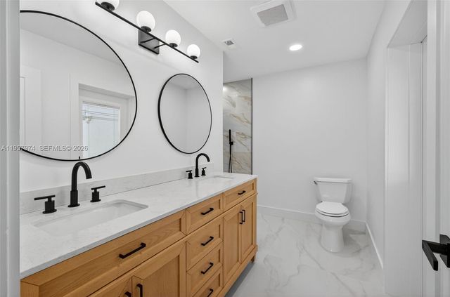 2221 SE Sidonia St, Port St. Lucie, FL 34952