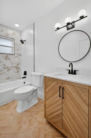 2221 SE Sidonia St, Port St. Lucie, FL 34952