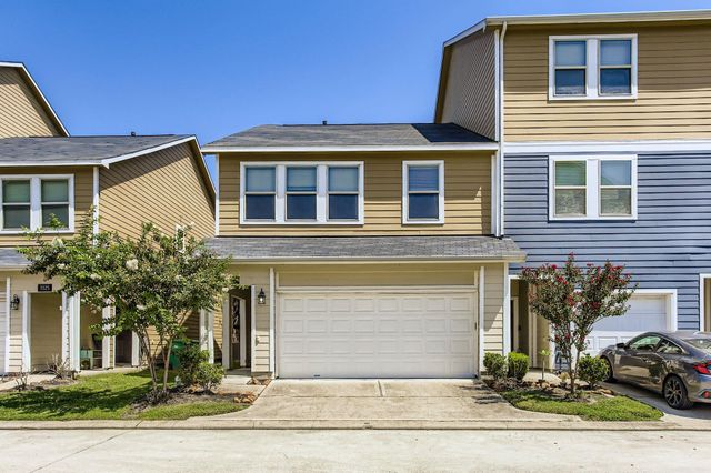 3527 Topango Drive, Pasadena, TX 77504