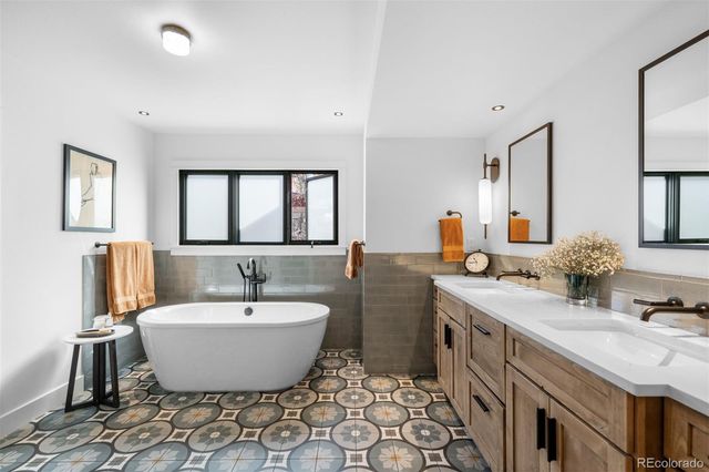 8320 W 66th Avenue, Arvada, CO 80004