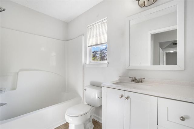 510 Saint James Court, Lawrenceville, GA 30044