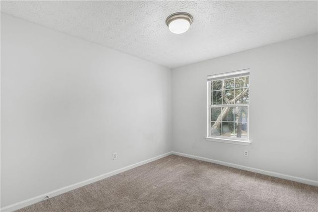 510 Saint James Court, Lawrenceville, GA 30044