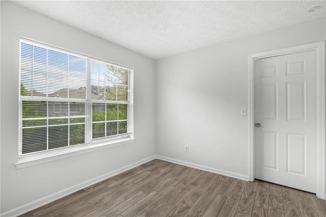 510 Saint James Court, Lawrenceville, GA 30044