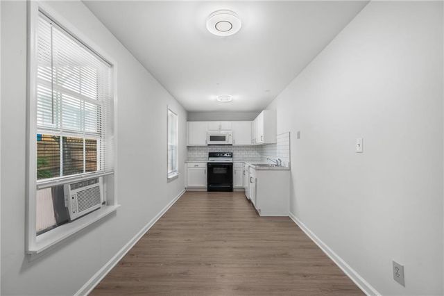 510 Saint James Court, Lawrenceville, GA 30044