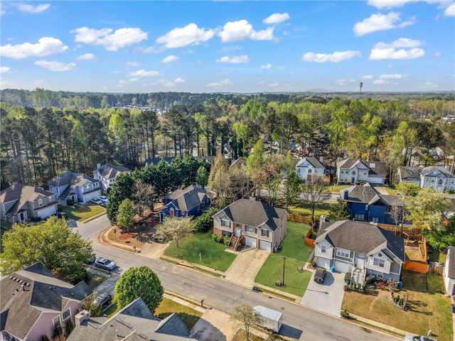 510 Saint James Court, Lawrenceville, GA 30044