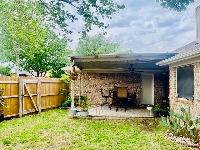 10508 Holly Grove Drive, Fort Worth, TX 76108