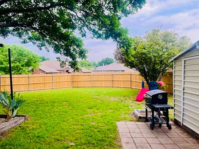 10508 Holly Grove Drive, Fort Worth, TX 76108