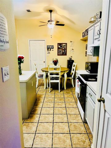 10508 Holly Grove Drive, Fort Worth, TX 76108