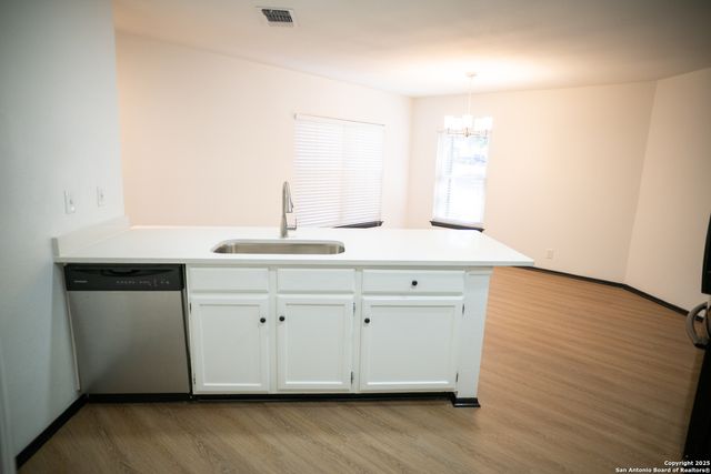 3218 Jenkins, San Antonio, TX 78247