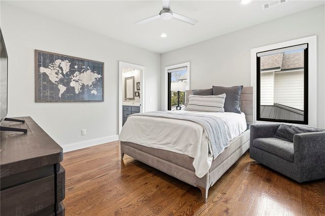 722 NE 2nd Street, Bentonville, AR 72712
