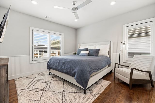 722 NE 2nd Street, Bentonville, AR 72712