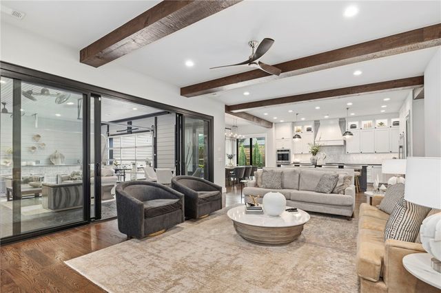 722 NE 2nd Street, Bentonville, AR 72712