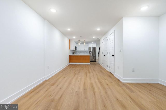 737 N 42ND ST, Philadelphia, PA 19104