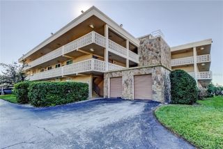 5095 BAY STREET NE 104, St Petersburg, FL 33703