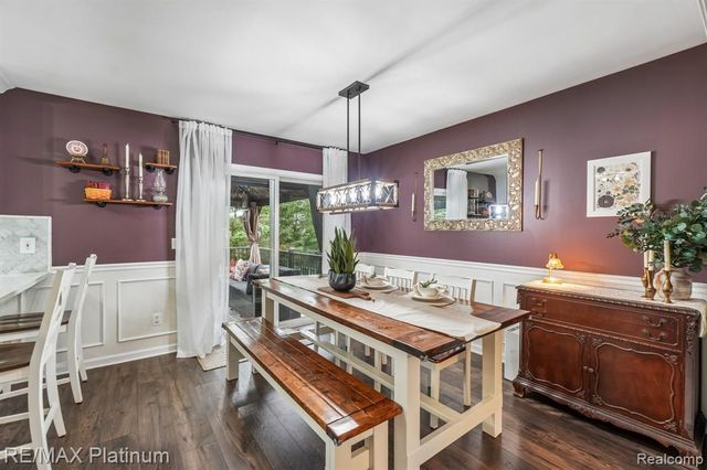 2353 Chestnut Bend, Howell, MI 48855