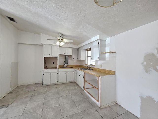 4037 LAS VEGAS DRIVE, New Port Richey, FL 34653