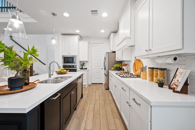 8483 International Falls Drive, Porter, TX 77365