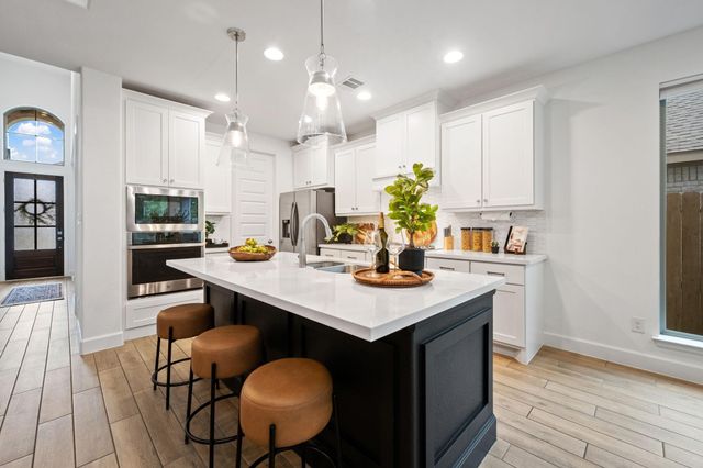 8483 International Falls Drive, Porter, TX 77365