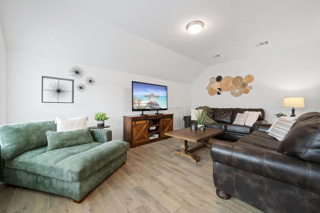 8483 International Falls Drive, Porter, TX 77365