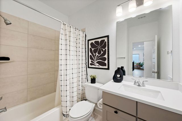 8483 International Falls Drive, Porter, TX 77365