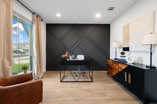 8483 International Falls Drive, Porter, TX 77365