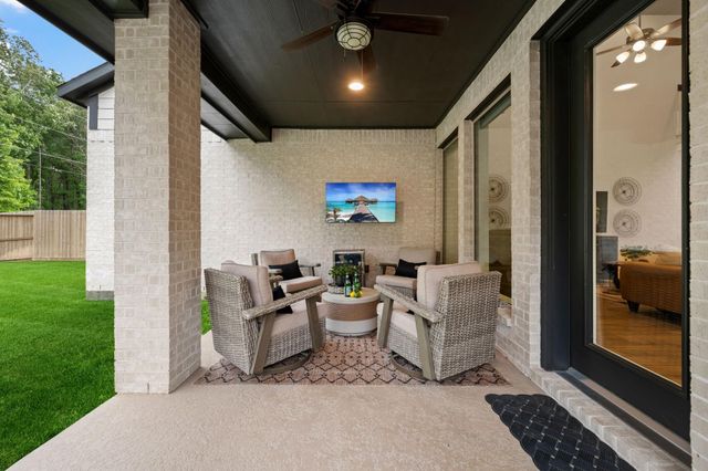 8483 International Falls Drive, Porter, TX 77365