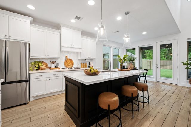 8483 International Falls Drive, Porter, TX 77365