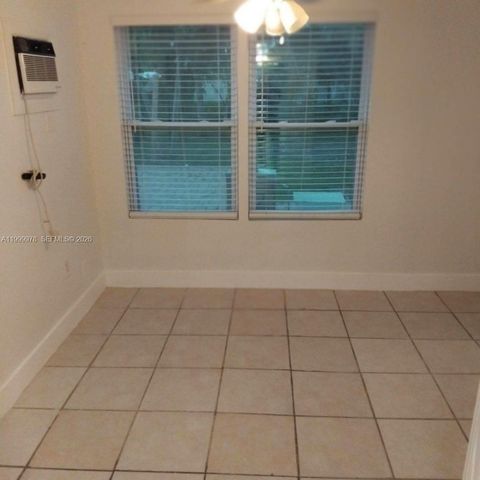 1565 NE 48th St, Pompano Beach, FL 33064