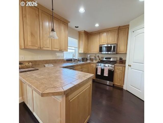 9813 Se 32ND Ave, Milwaukie, OR 97222