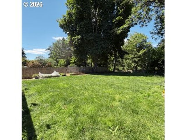 9813 Se 32ND Ave, Milwaukie, OR 97222
