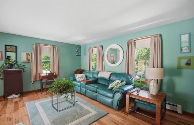 195 Brimfield Road, Monson, MA 01057