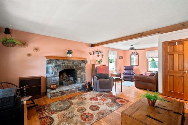 195 Brimfield Road, Monson, MA 01057