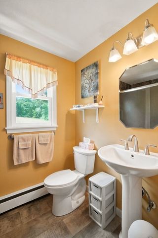 195 Brimfield Road, Monson, MA 01057