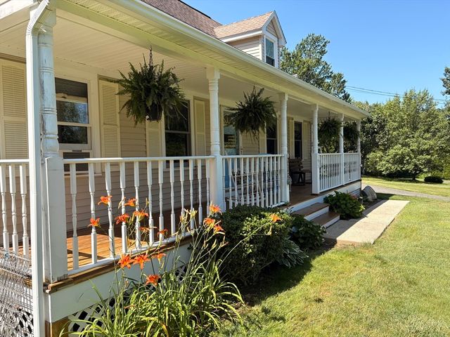195 Brimfield Road, Monson, MA 01057