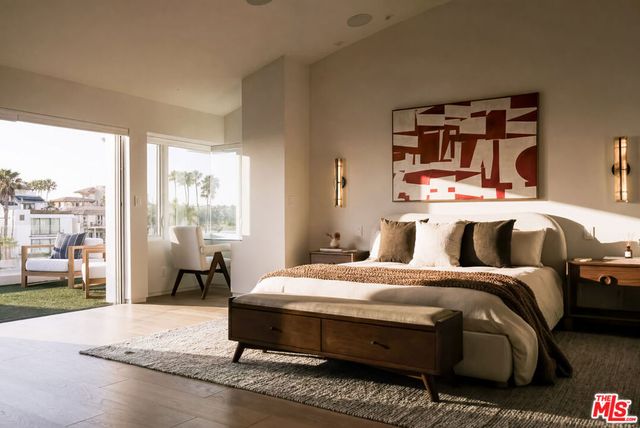 5418 Pacific Avenue, Marina Del Rey, CA 90292