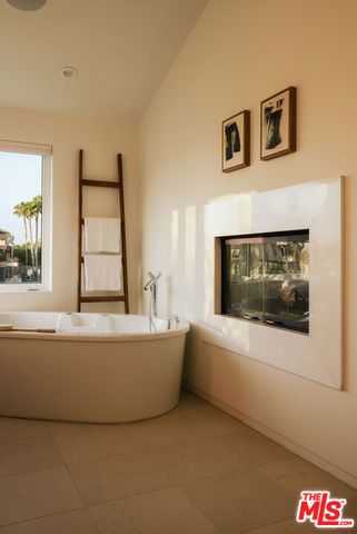 5418 Pacific Avenue, Marina Del Rey, CA 90292