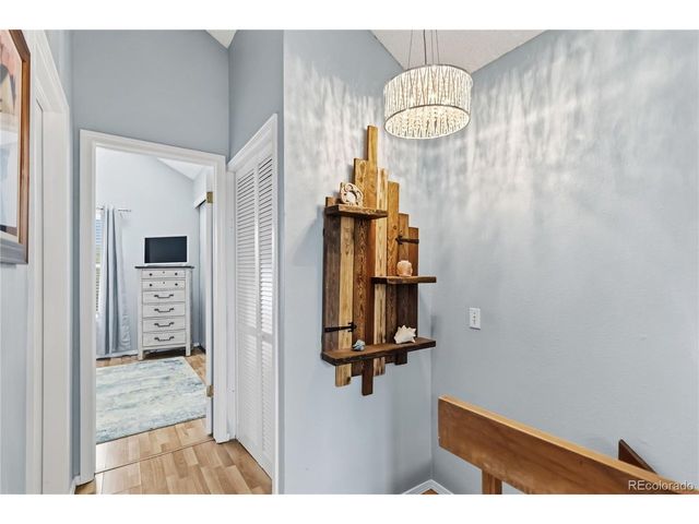 1219 S Flower Cir B, Lakewood, CO 80232