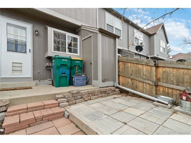 1219 S Flower Cir B, Lakewood, CO 80232