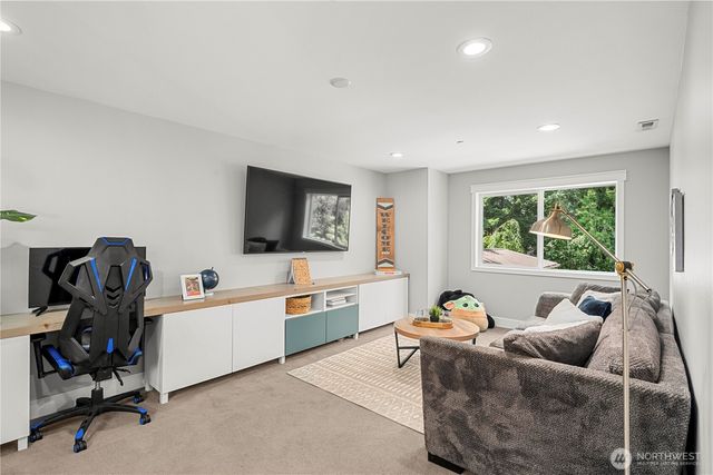 25728 226th Place SE, Maple Valley, WA 98038