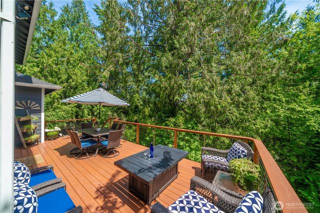 25728 226th Place SE, Maple Valley, WA 98038