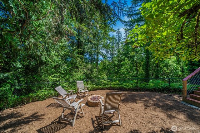 25728 226th Place SE, Maple Valley, WA 98038