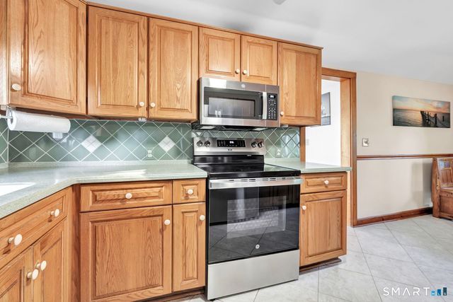 7 Chester Street, Milford, CT 06460