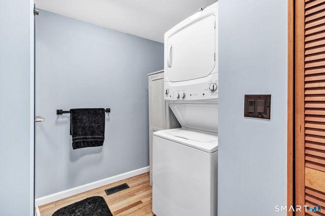 7 Chester Street, Milford, CT 06460